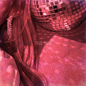 女人扒开腿让男人操
