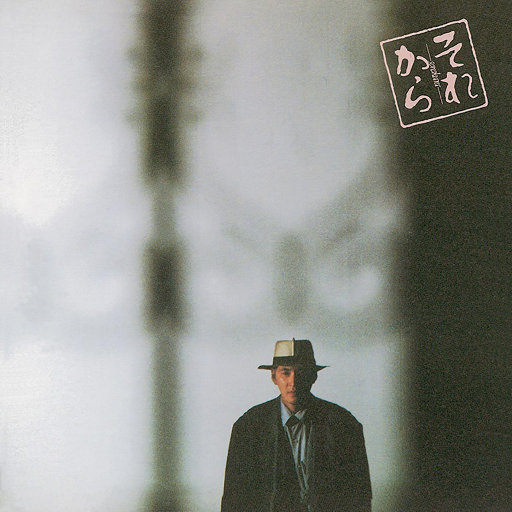 女人扒开腿让男人操
