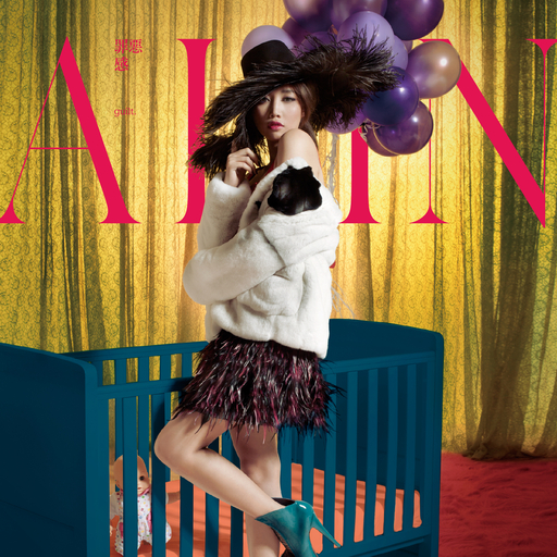 女人扒开腿让男人操
